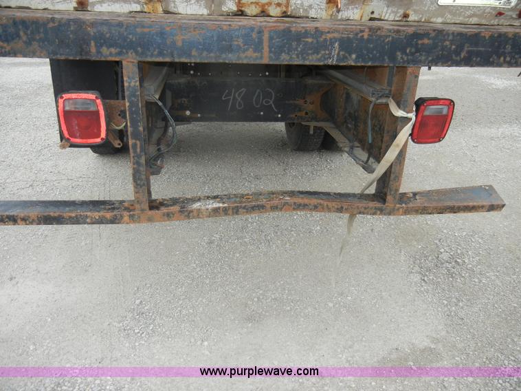 image for item C4265 1996 Chevrolet Kodiak insulation truck