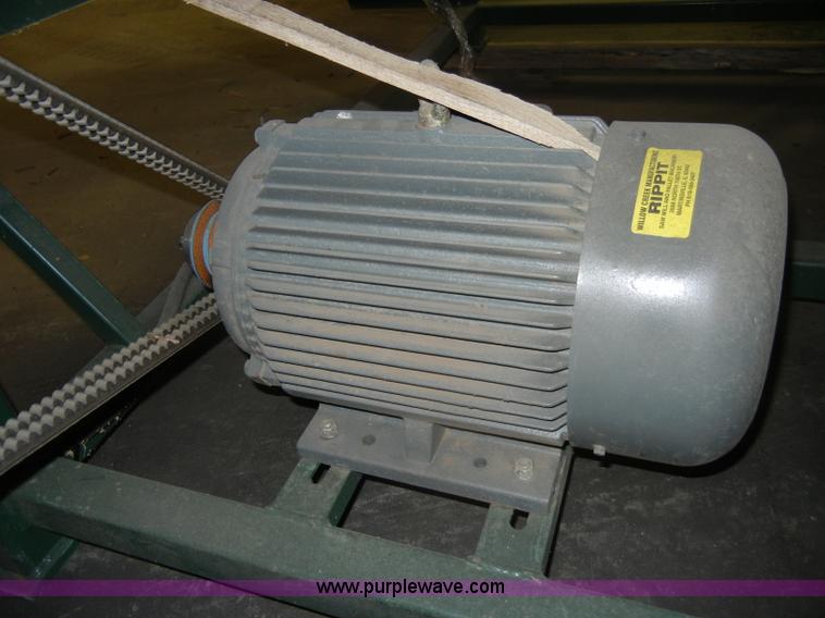 image for item C4271 Rippit pallet dismantler unit