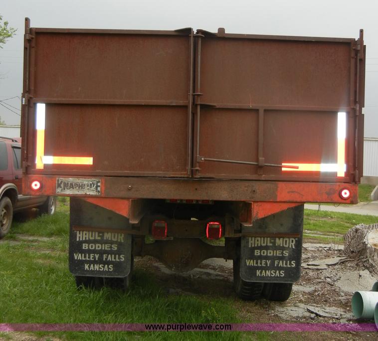 image for item C4284 1974 Chevrolet Custom C60 grain truck