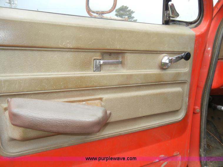 image for item C4284 1974 Chevrolet Custom C60 grain truck