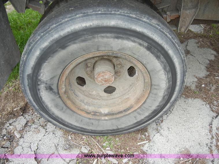 image for item C4284 1974 Chevrolet Custom C60 grain truck