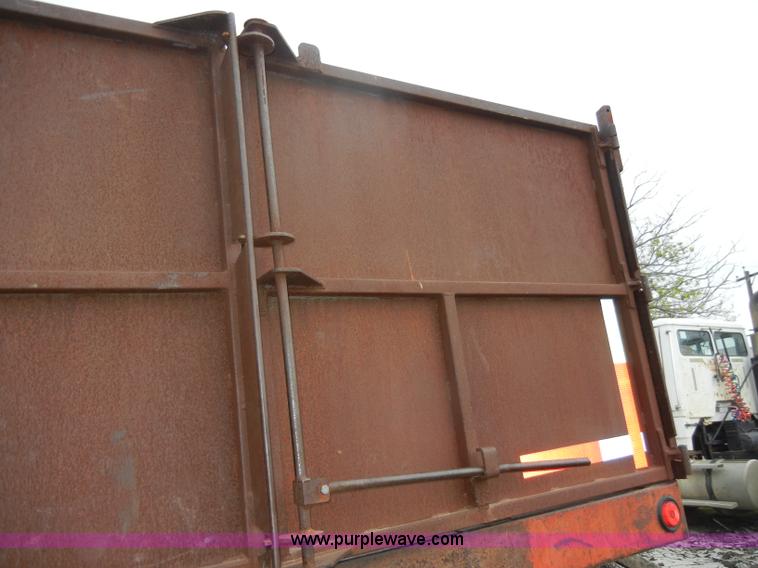 image for item C4284 1974 Chevrolet Custom C60 grain truck