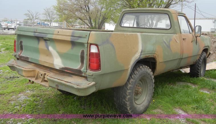 image for item C4286 1976 Dodge M880 pickup truck