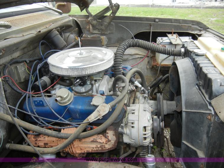 image for item C4286 1976 Dodge M880 pickup truck