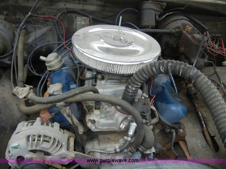image for item C4286 1976 Dodge M880 pickup truck