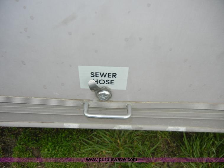 image for item C4291 1993 Chevrolet Fleetwood Bounder RV camper