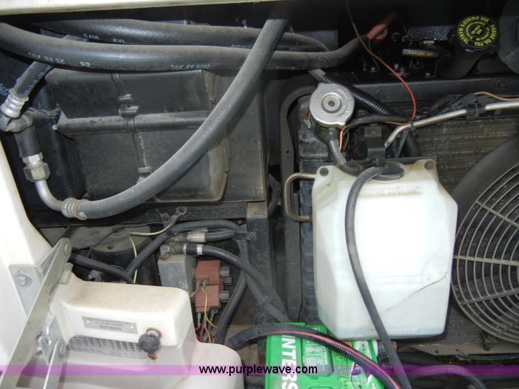 image for item C4291 1993 Chevrolet Fleetwood Bounder RV camper