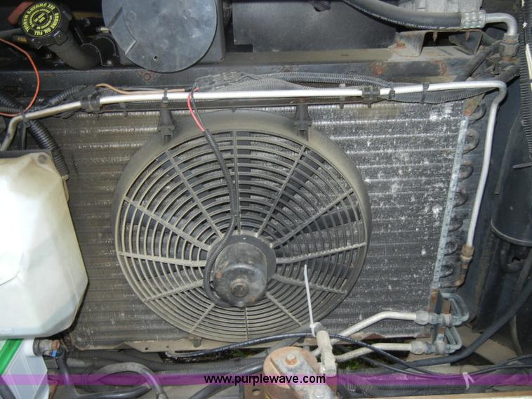 image for item C4291 1993 Chevrolet Fleetwood Bounder RV camper