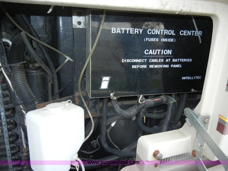 image for item C4291 1993 Chevrolet Fleetwood Bounder RV camper