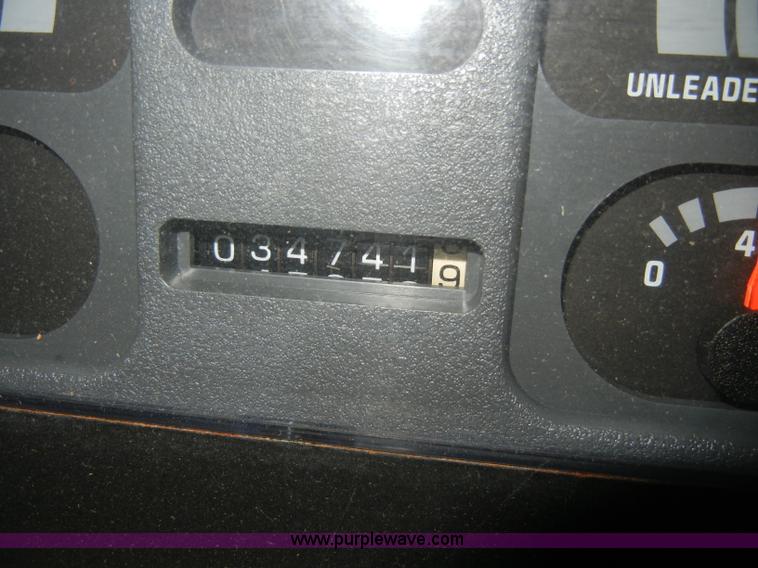 image for item C4291 1993 Chevrolet Fleetwood Bounder RV camper