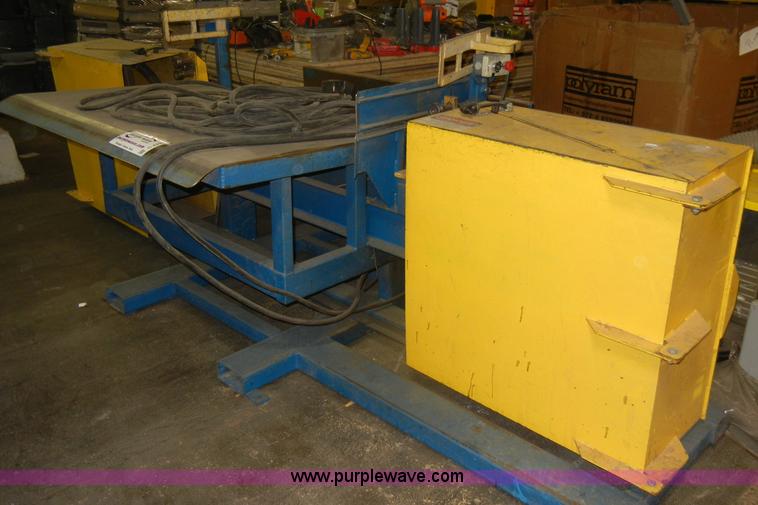 image for item C4293 Rippit pallet dismantling unit