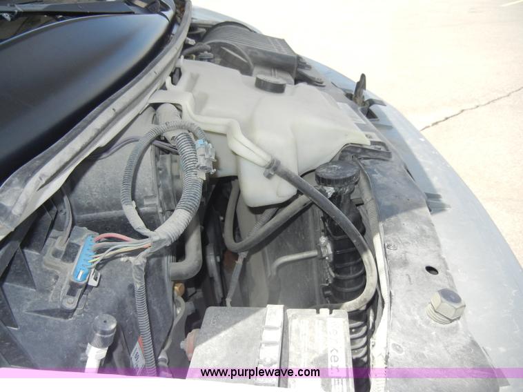 image for item C4323 2001 GMC G3500 utility van