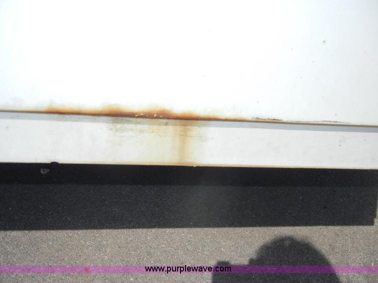 image for item C4323 2001 GMC G3500 utility van