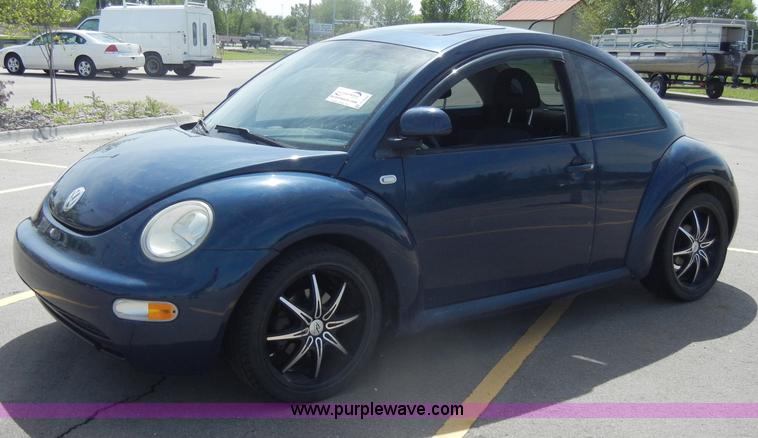 image for item C4324 2000 Volkswagen New Beetle TDI