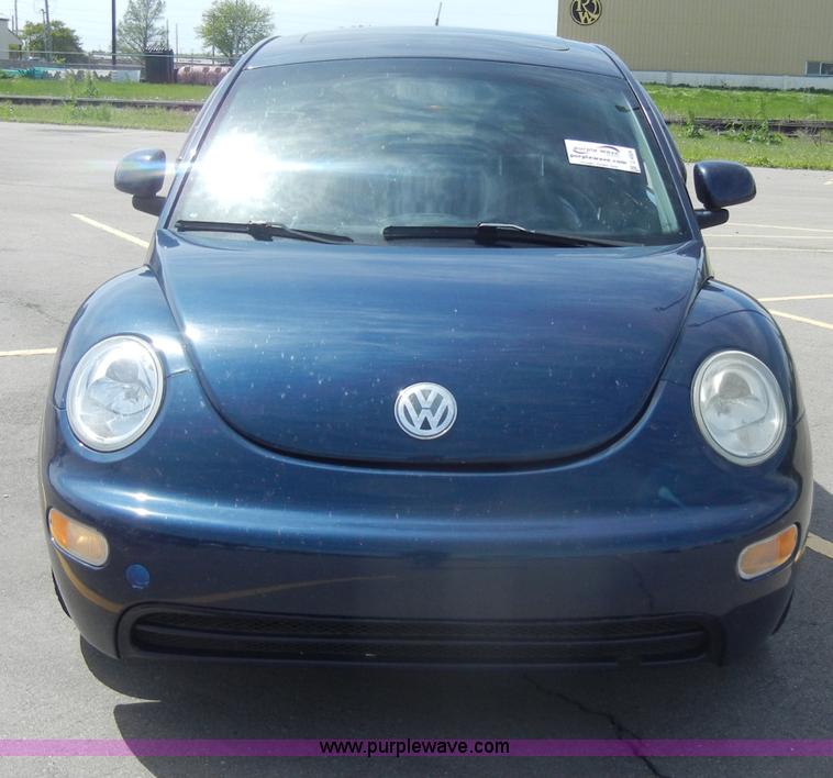 image for item C4324 2000 Volkswagen New Beetle TDI