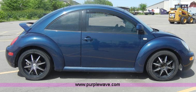 image for item C4324 2000 Volkswagen New Beetle TDI