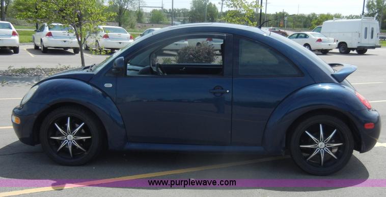 image for item C4324 2000 Volkswagen New Beetle TDI