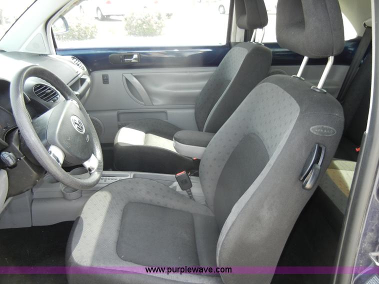 image for item C4324 2000 Volkswagen New Beetle TDI