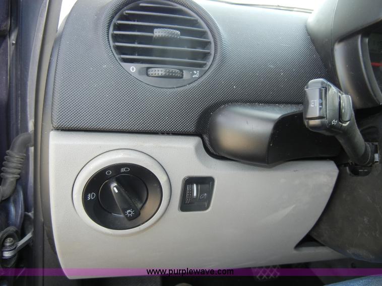 image for item C4324 2000 Volkswagen New Beetle TDI