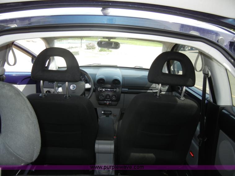 image for item C4324 2000 Volkswagen New Beetle TDI