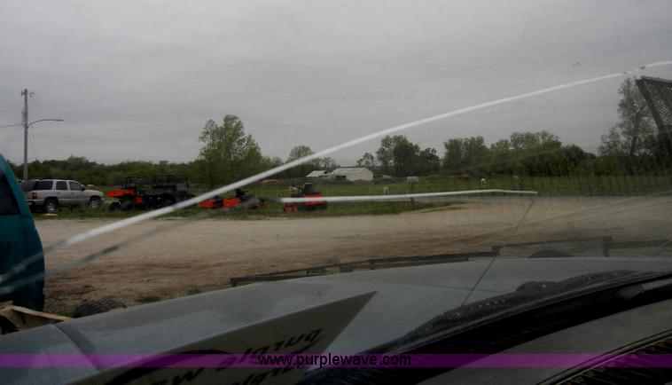 image for item C4457 1988 Chevrolet K2500 Cheyenne extended cab pickup truck