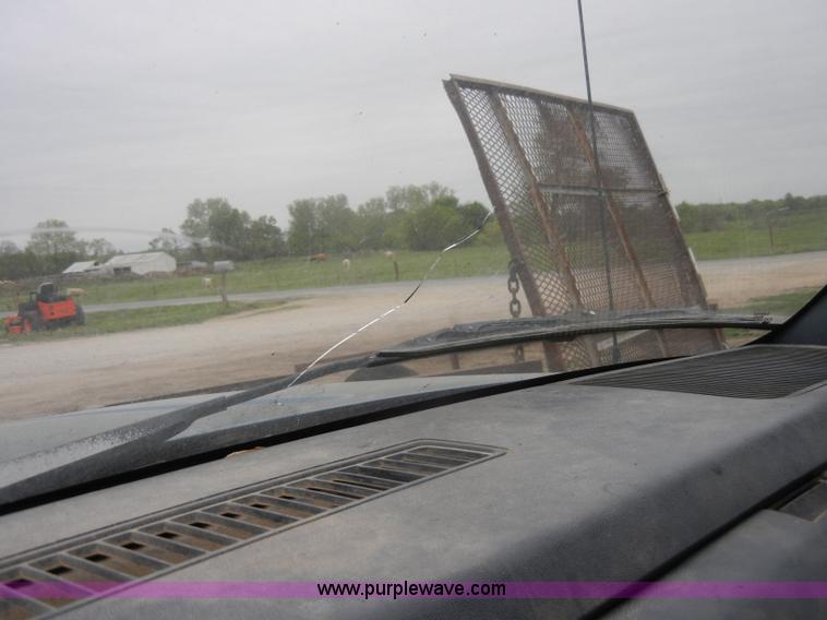 image for item C4457 1988 Chevrolet K2500 Cheyenne extended cab pickup truck