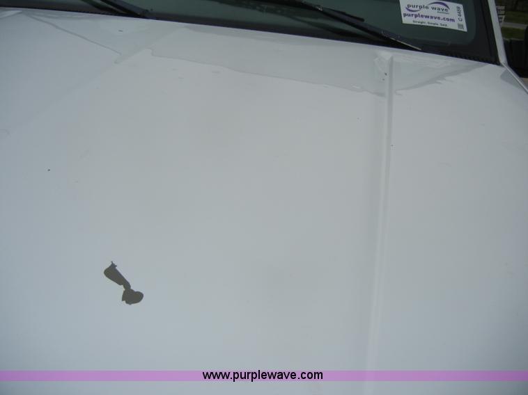 image for item C4459 1999 GMC Suburban 1500 SLE SUV