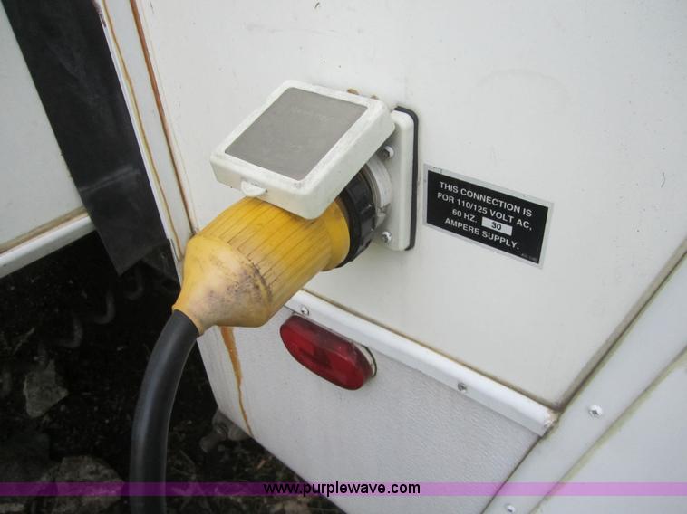 image for item C5387 1995 Damon Escaper 30' fifth wheel camper