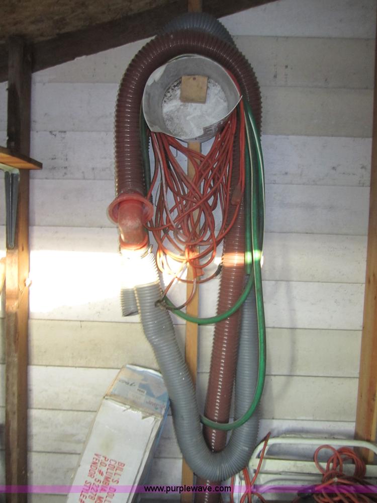 image for item C5387 1995 Damon Escaper 30' fifth wheel camper