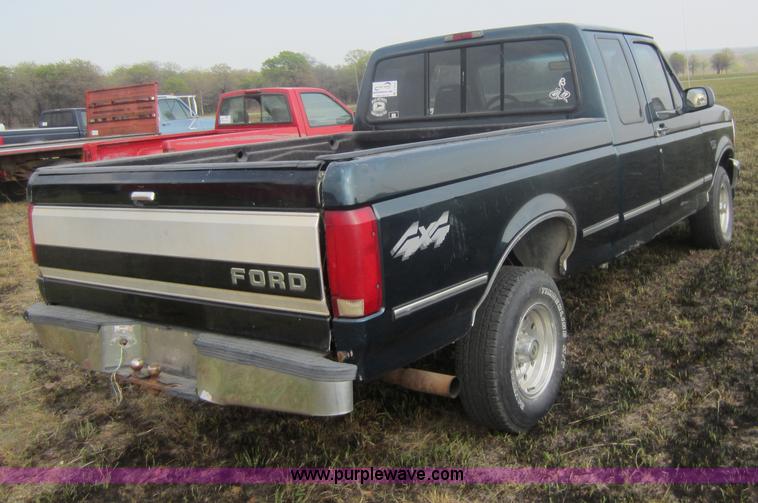 image for item C5422 1995 Ford F150 XLT SuperCab pickup truck