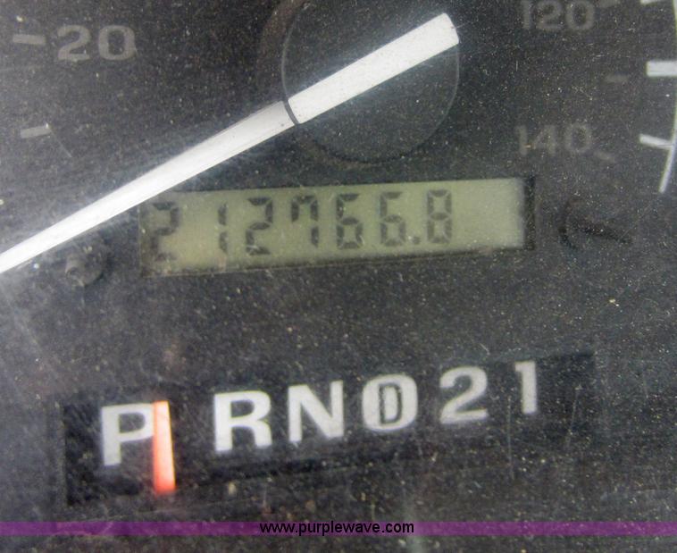 image for item C5422 1995 Ford F150 XLT SuperCab pickup truck