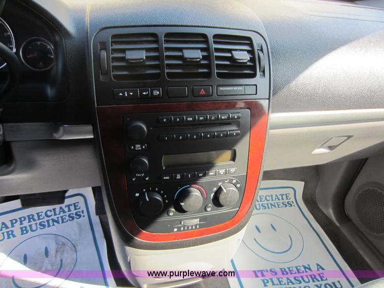 image for item C5435 2007 Chevrolet Uplander LS mini van