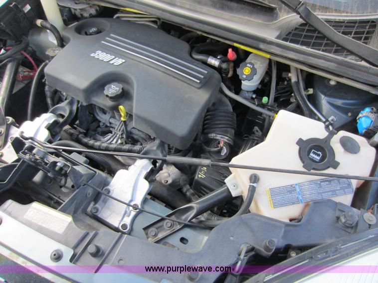 image for item C5435 2007 Chevrolet Uplander LS mini van