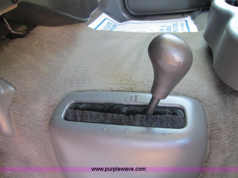 image for item C5436 2007 Chevrolet Silverado 1500 LS crew cab pickup truck