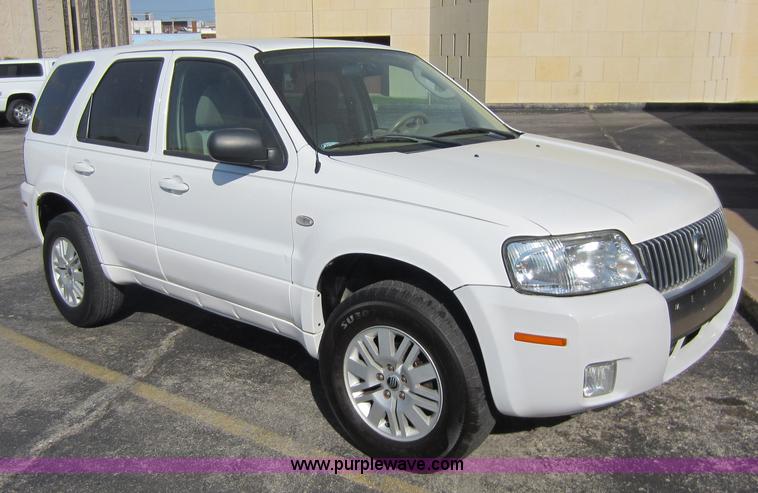 image for item C5437 2006 Mercury Mariner SUV