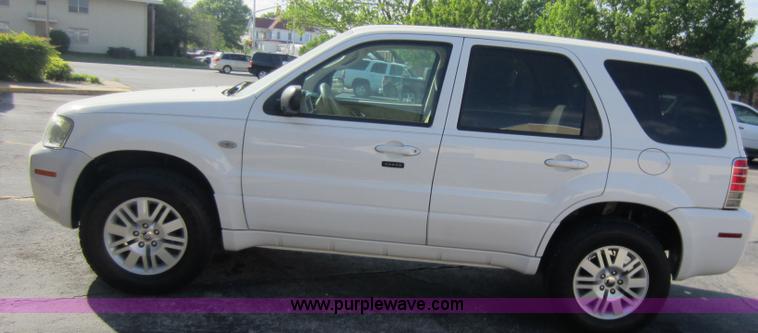 image for item C5437 2006 Mercury Mariner SUV