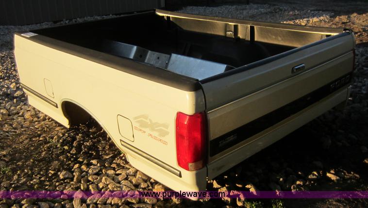 image for item C5447 1994 Ford F250 pickup truck bed