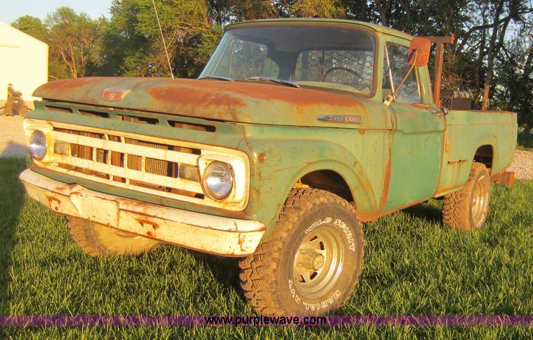 image for item C5448 1961 Ford F100 pickup truck