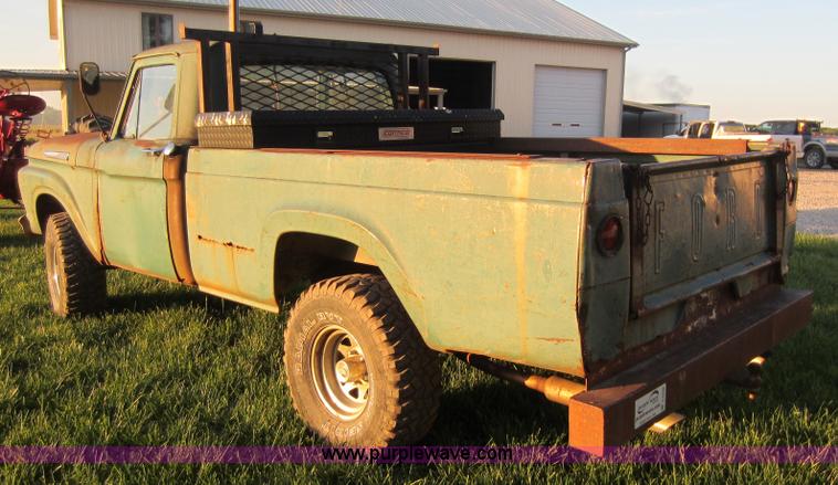 image for item C5448 1961 Ford F100 pickup truck