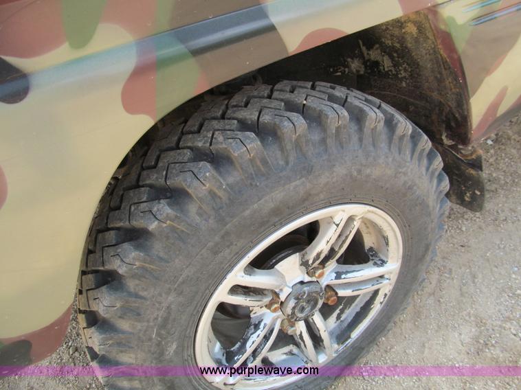 image for item D3148 Suzuki utility vehicle