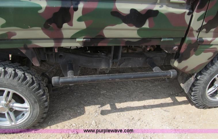 image for item D3148 Suzuki utility vehicle