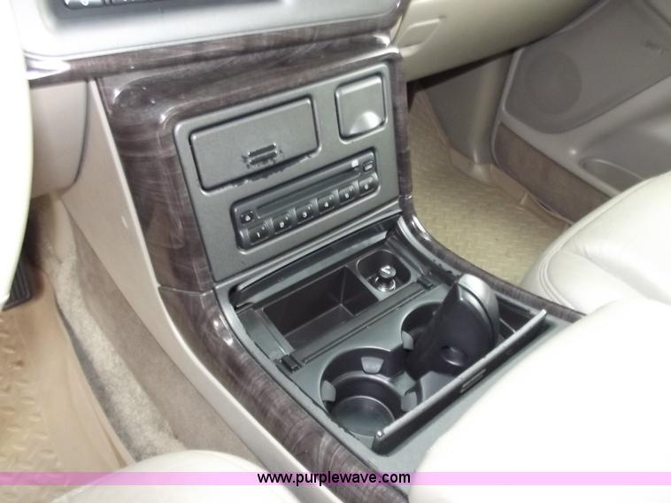 image for item D3854 2003 GMC Yukon Denali 1500 XL AWD SUV