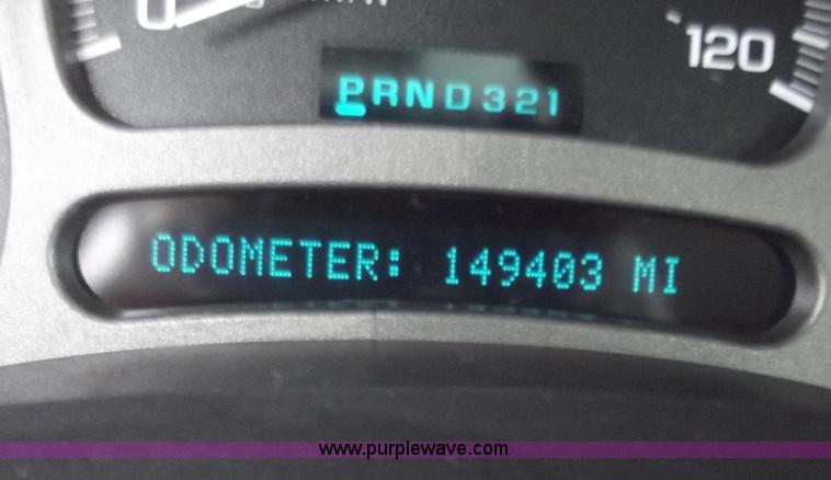 image for item D3854 2003 GMC Yukon Denali 1500 XL AWD SUV