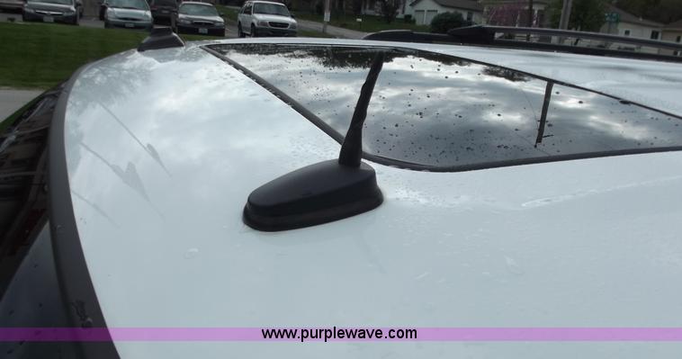 image for item D3854 2003 GMC Yukon Denali 1500 XL AWD SUV