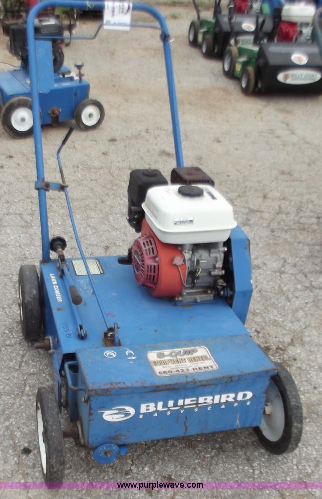 image for item D3871 Blue Bird Verti-Cut with seed box