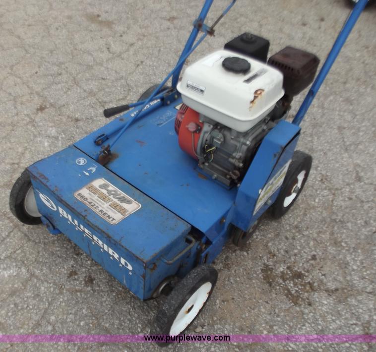 image for item D3871 Blue Bird Verti-Cut with seed box