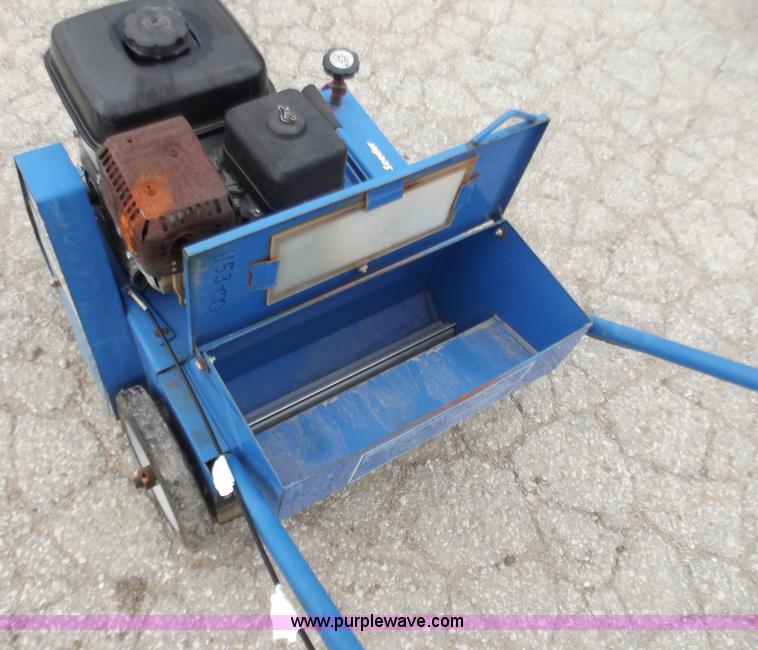 image for item D3873 Blue Bird Verti-Cut with seed box