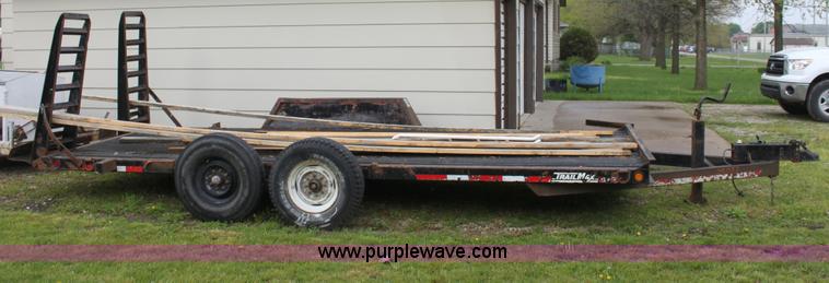image for item D7680 2001 Trail Max tandem axle trailer
