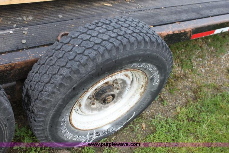 image for item D7680 2001 Trail Max tandem axle trailer