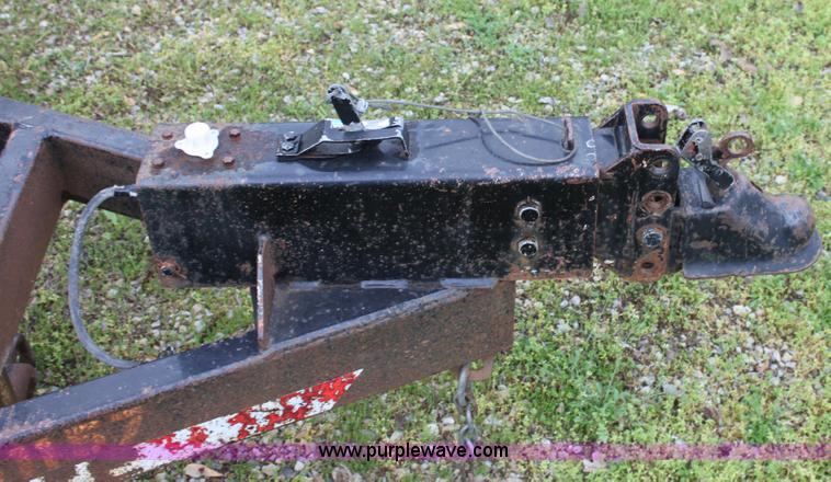 image for item D7680 2001 Trail Max tandem axle trailer